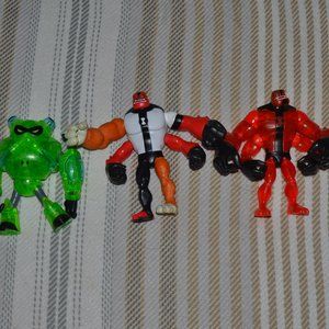 3 Ben 10 Action Figures